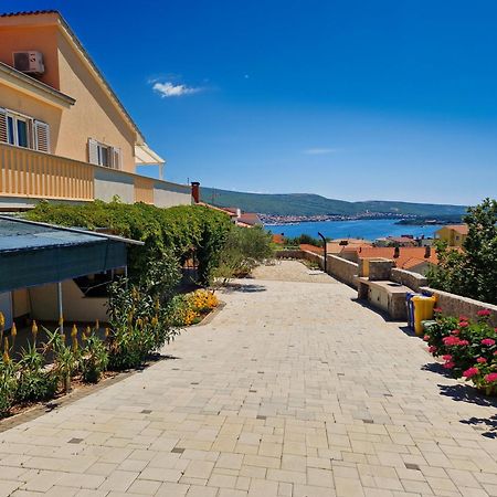 Kornić Apartments Sandra מראה חיצוני תמונה